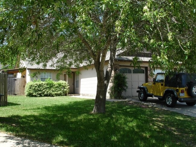 Building Photo - 7900 Ibis Cove