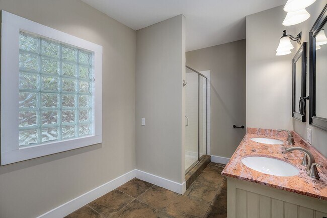 Foto del edificio - 3905 4th Ave S