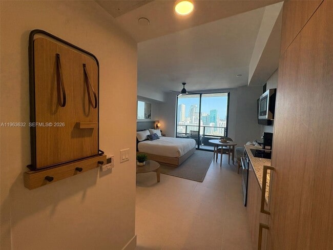 Foto del edificio - 159 NE 6th St