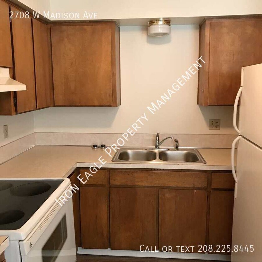 Foto del edificio - 2708 W Madison Ave