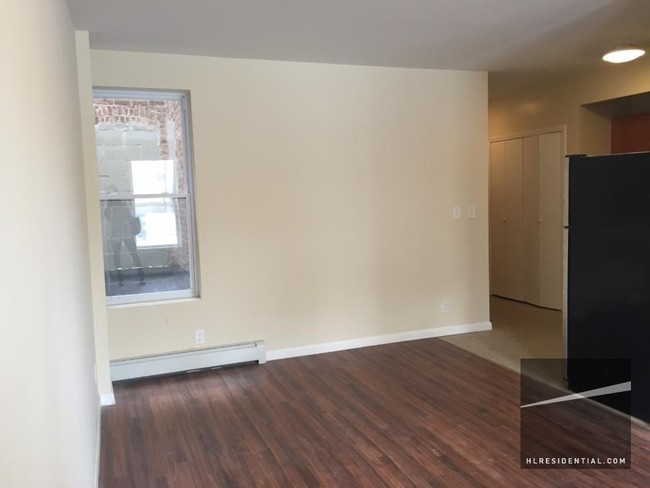 Building Photo - 2315 Mermaid Ave