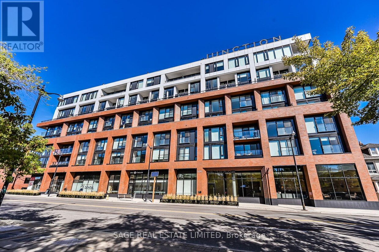Primary Photo - 2720 Dundas St W