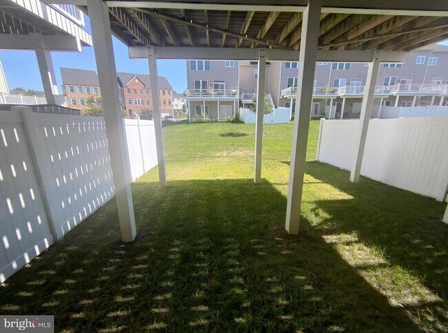 Building Photo - 21252 Barley Hall Terrace