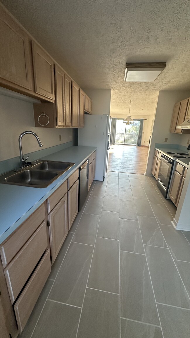 Foto del edificio - 2327 Coyote Creek Dr