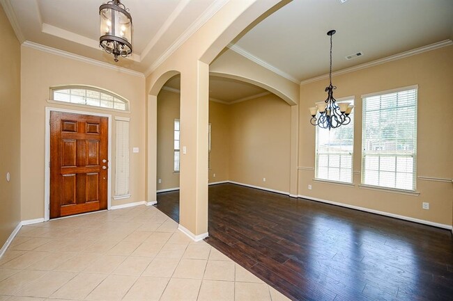 Foto del edificio - 7818 Iris Glen Ln