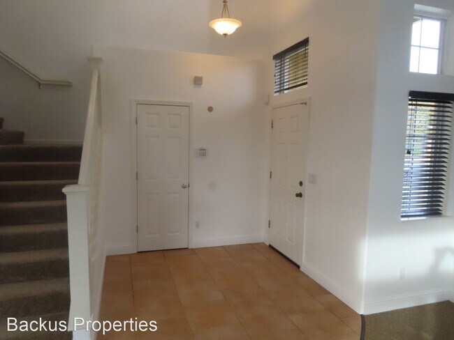 Foto del edificio - 6 br, 3 bath House - 1207 Carmelo