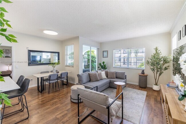 Foto del edificio - 3255 NE 184th St