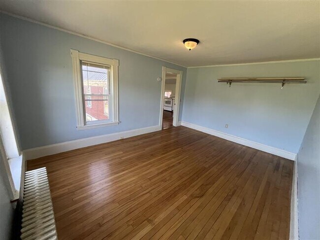 Foto del edificio - 21 Reynolds Ln