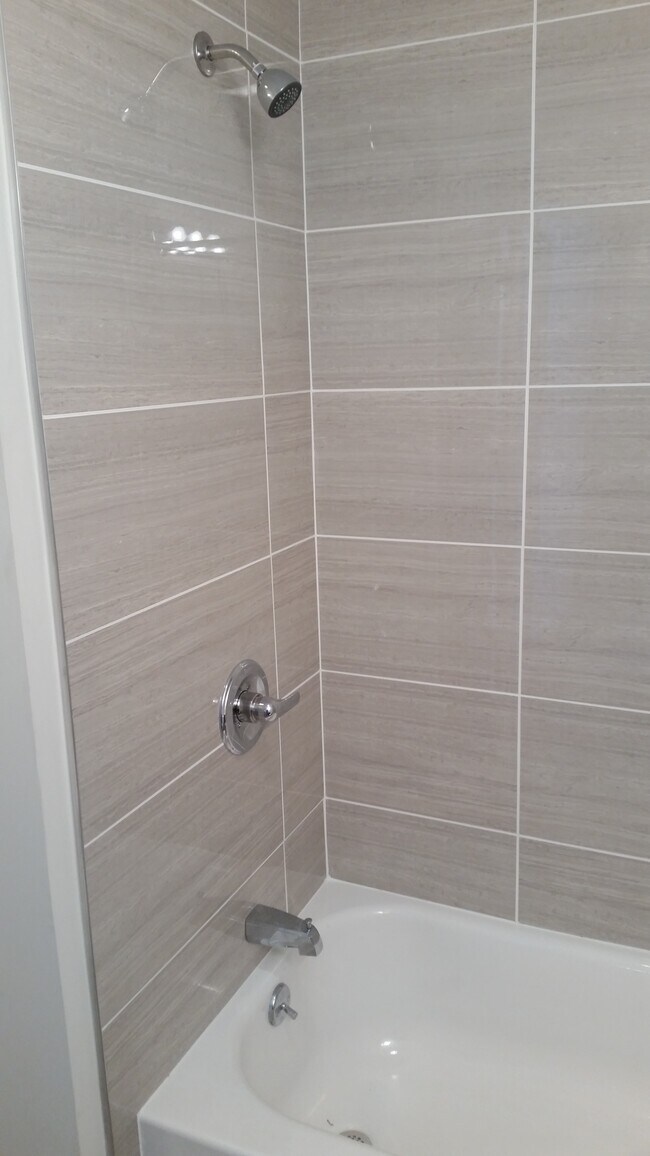 Bathroom 2 - 133 Eley St