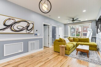 Building Photo - 1034 N Drake Ave