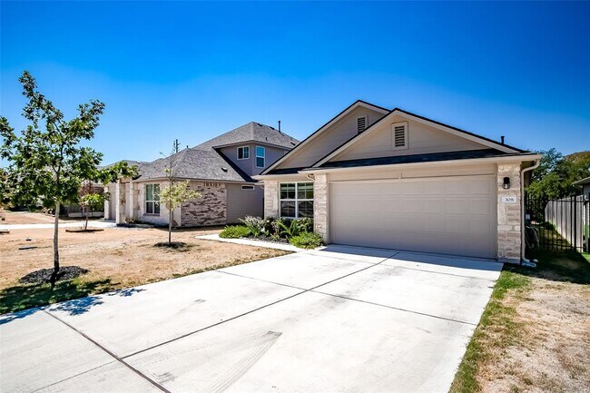 Building Photo - 308 Empress Tree Dr