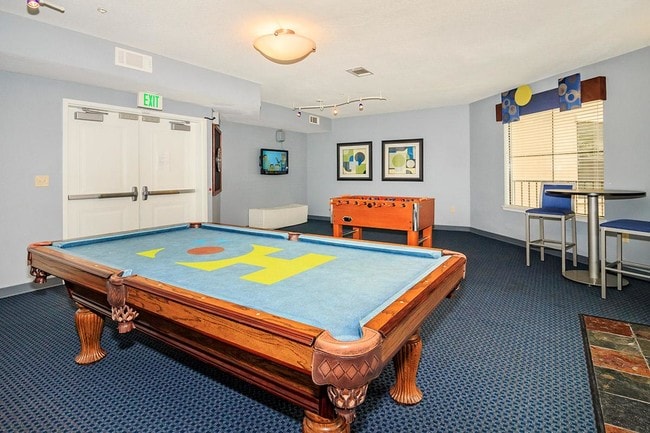 Building Photo - Elevate