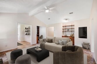 Building Photo - 10314 Paintbrush Ln