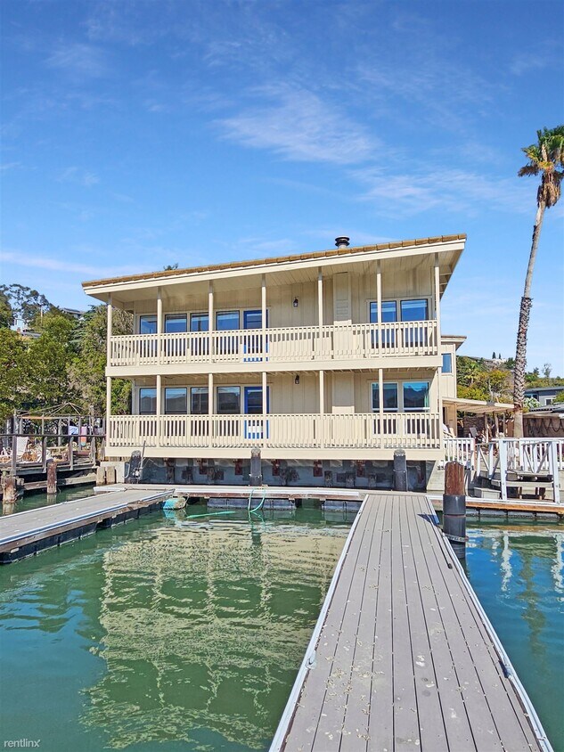 Primary Photo - 3 br, 3 bath Duplex - 10 Mooring Road