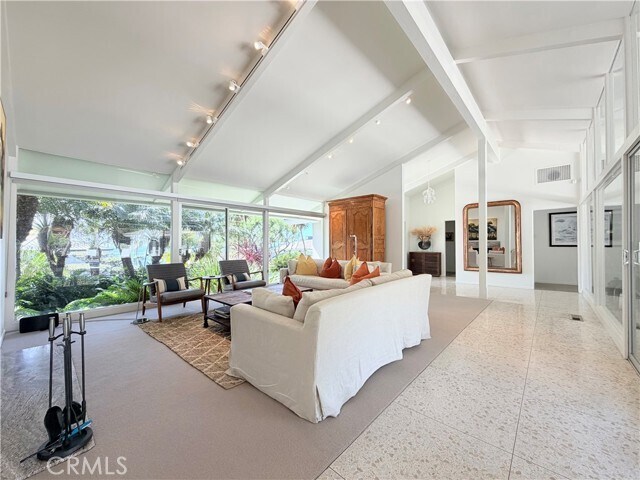 Building Photo - 2490 Monaco Dr