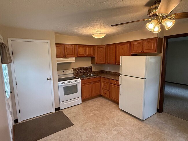 Foto del edificio - 2900 Thackeray Ave NW