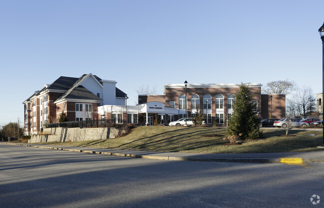 Building Photo - Bessey Commons