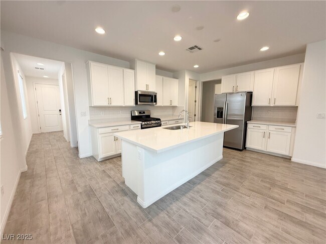 Foto del edificio - 9922 Angel Valley Dr