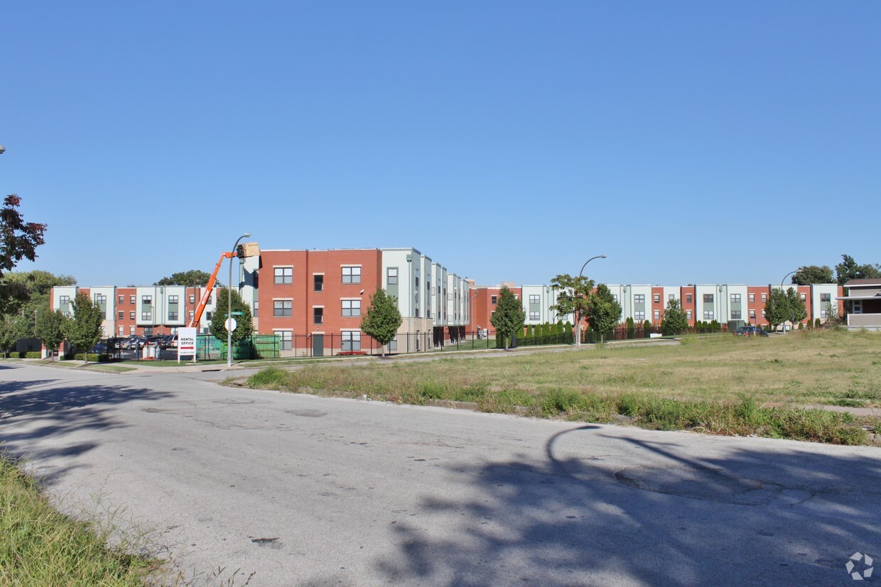 Primary Photo - Sullivan Place Apartments