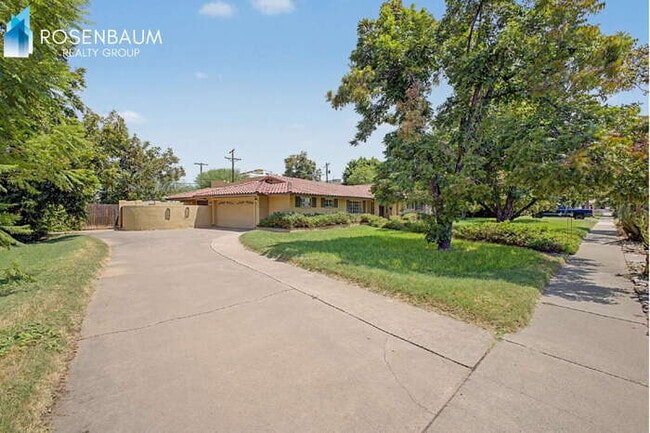 Building Photo - 3122 E Monterosa St