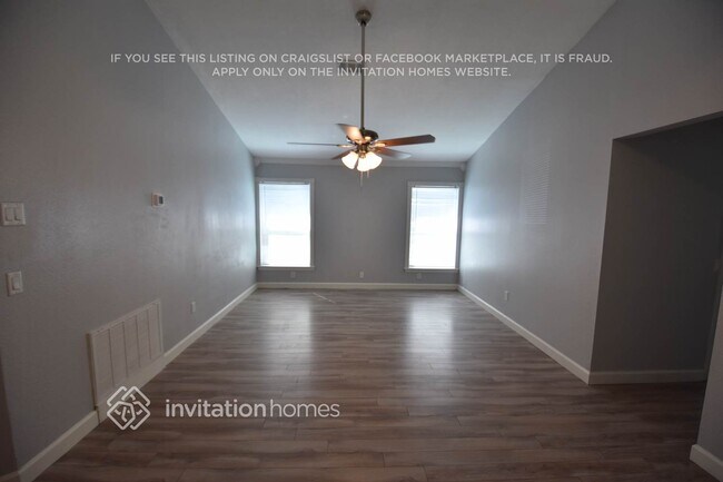 Foto del edificio - 2363 Ambrose Ln