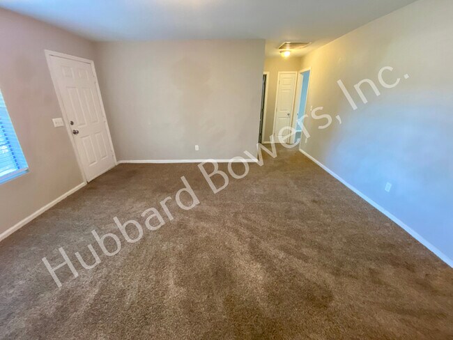 Building Photo - 108 Westpointe Ct