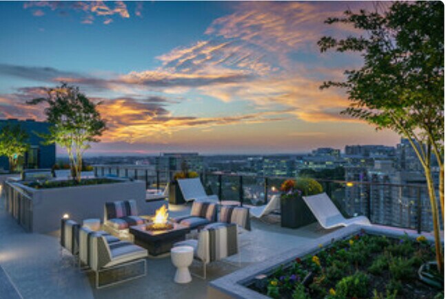 Rooftop - 1899 Oracle Way