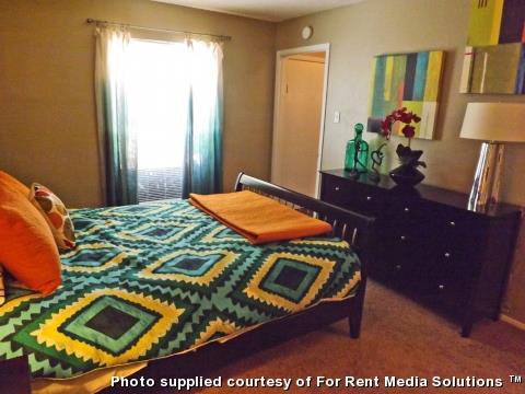 Foto principal - 9109 Bridlewood Ln