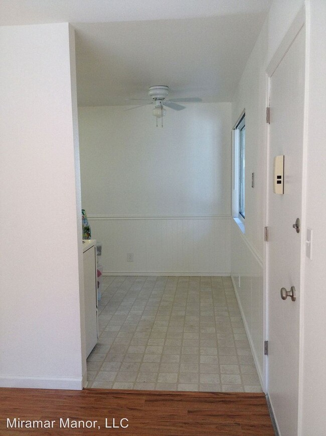 Building Photo - 3725 Miramar Way