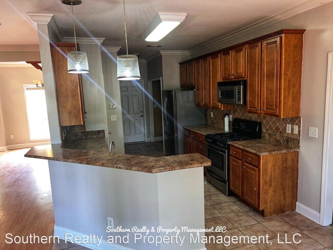 Foto del edificio - 4 br, 2 bath House - 769 Whitehall Parkway
