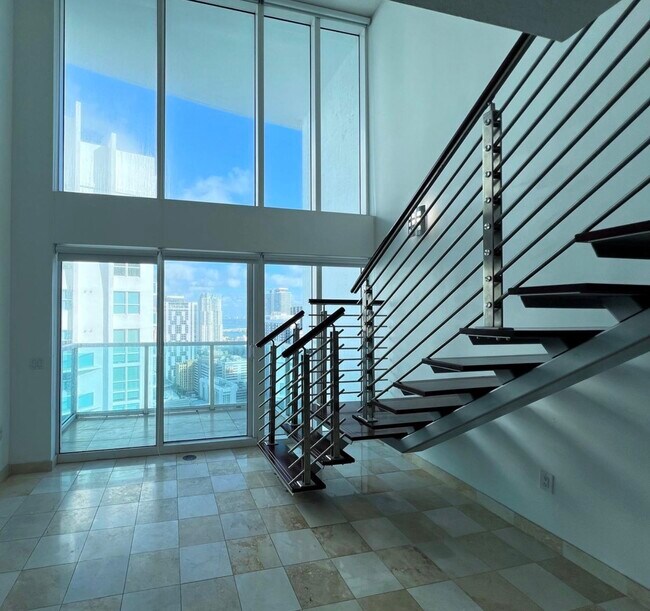 Building Photo - 41 SE 5th St