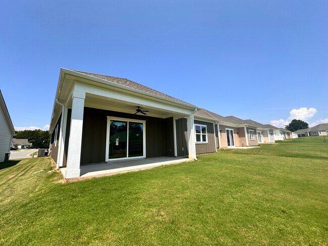 Foto del edificio - 4622 Kobus Ct.