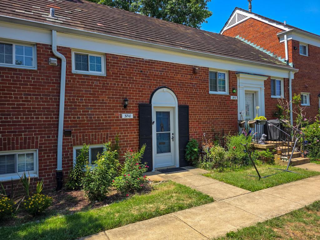 Photo - 3710 Gunston Rd