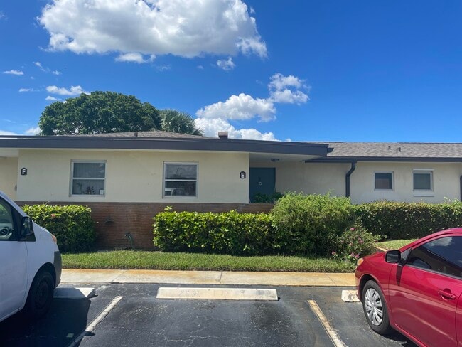 Foto del edificio - 2931 Ashley Dr W