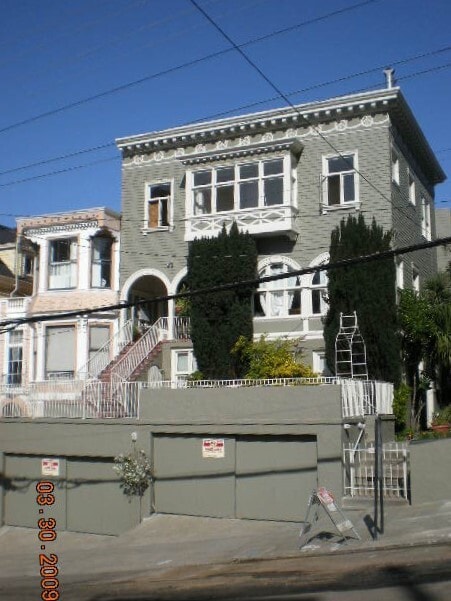Building Photo - 2514 Octavia St