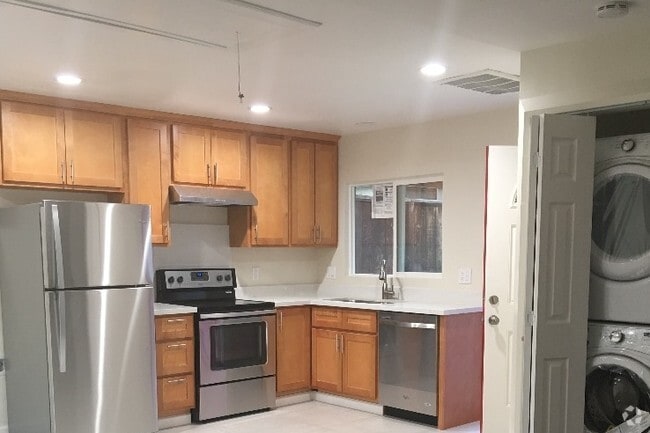 Building Photo - 1149 Lincoln Ct