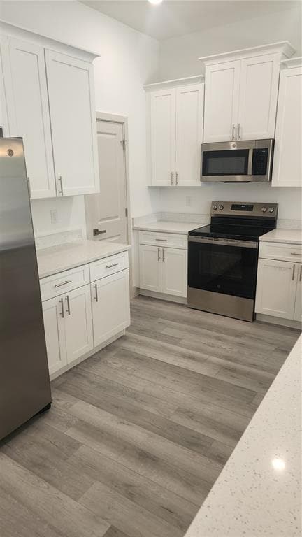 Foto del edificio - 23469 Roscoe Ave