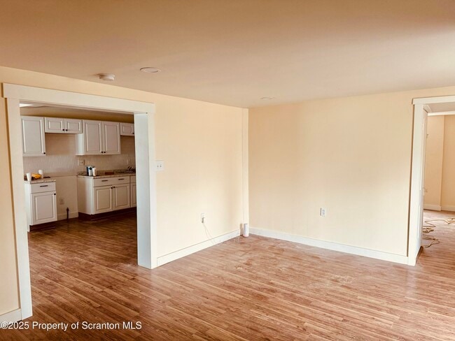 Building Photo - 3269 Cedar Ave