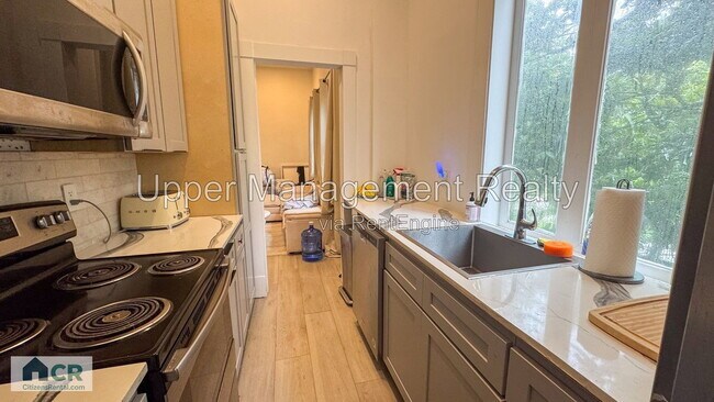 Foto del edificio - 7214 Oak St