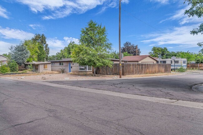 Foto del edificio - Cottonwood Heights