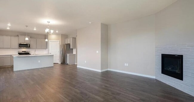 Foto del edificio - 14239 Purple Aster Wy
