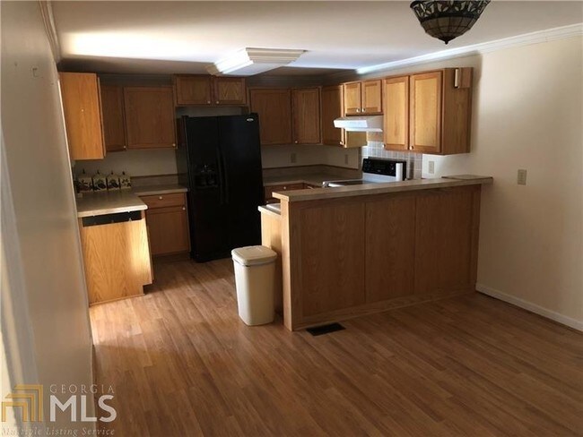 Foto del edificio - 2926 Pruitt Rd