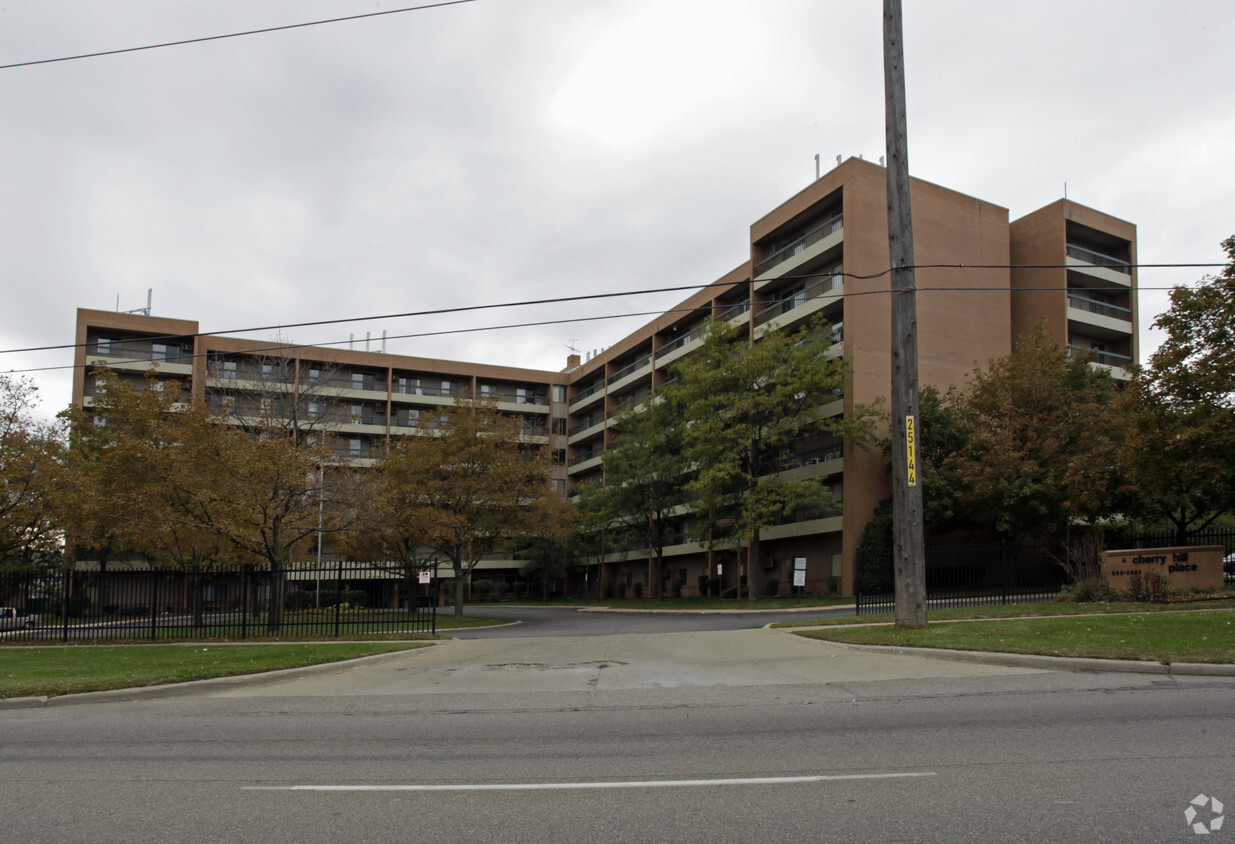 Foto del edificio - Cherry Hill Place