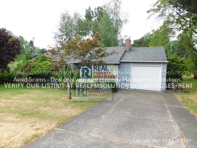 Photo - 2045 SW Huntington Ave House