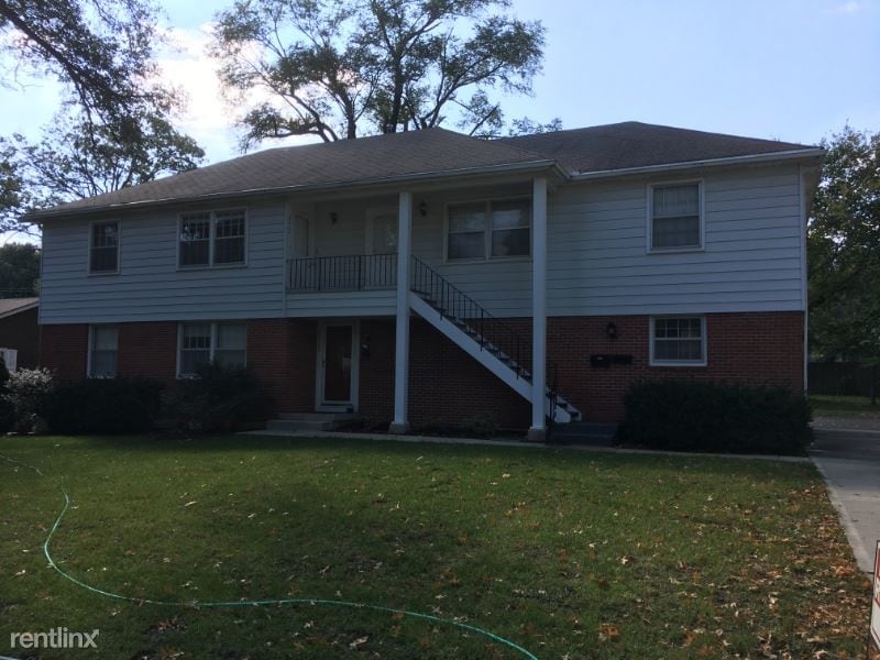 Primary Photo - 2 br, 1 bath Apartment - 8438 Travis Lane