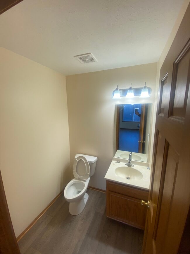 Building Photo - 2045 Anjali Way UNIT 1 2 3 4