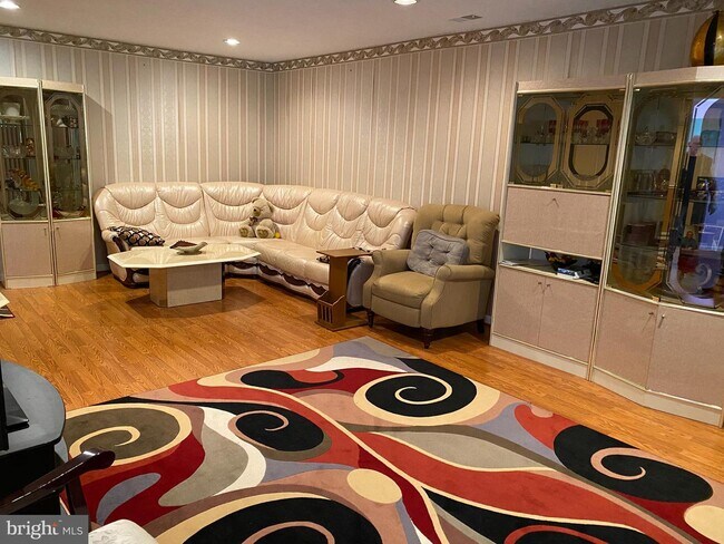 Foto del edificio - 15 Friendswood Ct