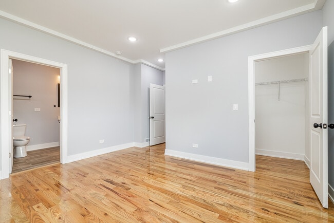 Building Photo - 6334 S Langley Ave