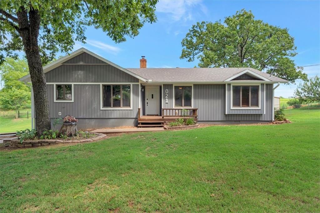 821 Honeysuckle St, Lowell, AR 72745 House Rental in Lowell, AR