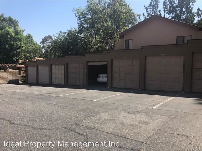 Building Photo - 2 br, 2 bath House - 22794 Lakeway Dr.,#465
